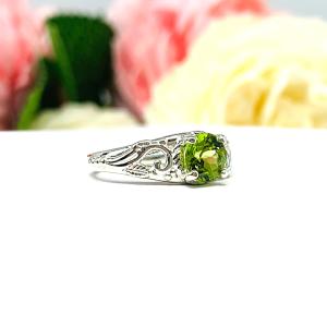 Natural Peridot Sterling Silver Ring - 6mm round gemstone- Antique ornamental leaf design setting