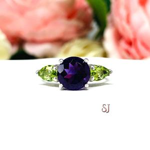 Natural African Amethyst Peridot 3 Stone Ring - Sterling silver setting - Round 8mm amethyst - Pear peridot side stones
