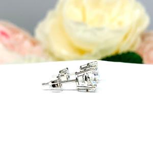 Round CZ 14k Gold Lightweight Basket Stud Earrings