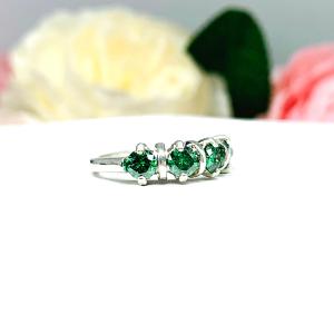 Emerald Green Moissanite Ring – 4 Stone Sterling Silver Band – Genuine Moissanites