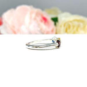 Three Stone Mother Family Birthstone Ring 4mm Round