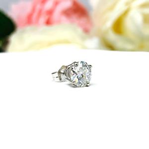 14k Gold Moissanite Stud Earring – Single Stud in 7 Size Options - Round brilliant DEF VVS lab stones