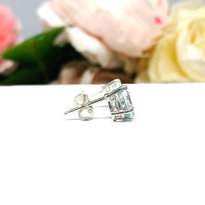 Oval Aquamarine Stud Earrings – 8x6mm, Sterling Silver