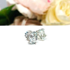 Oval Aquamarine Stud Earrings – 8x6mm, Sterling Silver