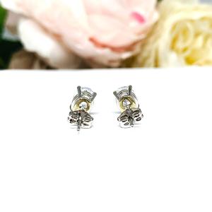 Oval Cubic Zirconia Stud Earrings – 6x4mm-8x6mm, 14k Gold