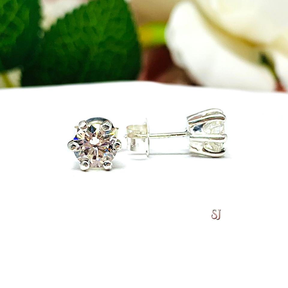 Round Near Colorless Cubic Zirconia 6 Prong Stud Earrings