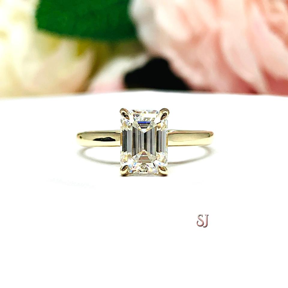 8x6mm emerald outlet cut