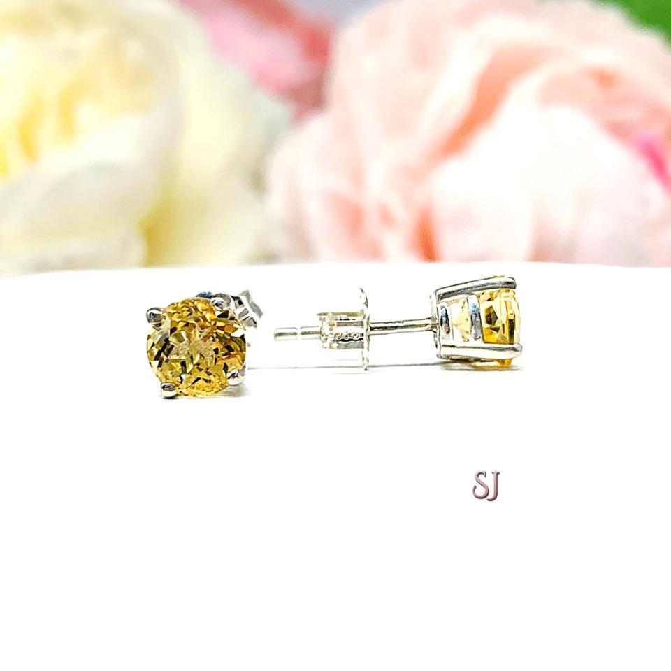 Golden Citrine Stud Earrings - Round 6mm natural gemstones - November birthstone gift