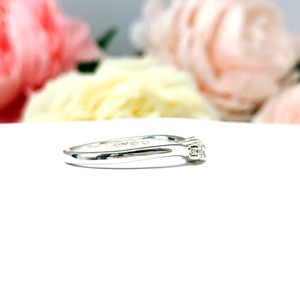 Round 2mm CZ Curved Wedding Band 4 Stone
