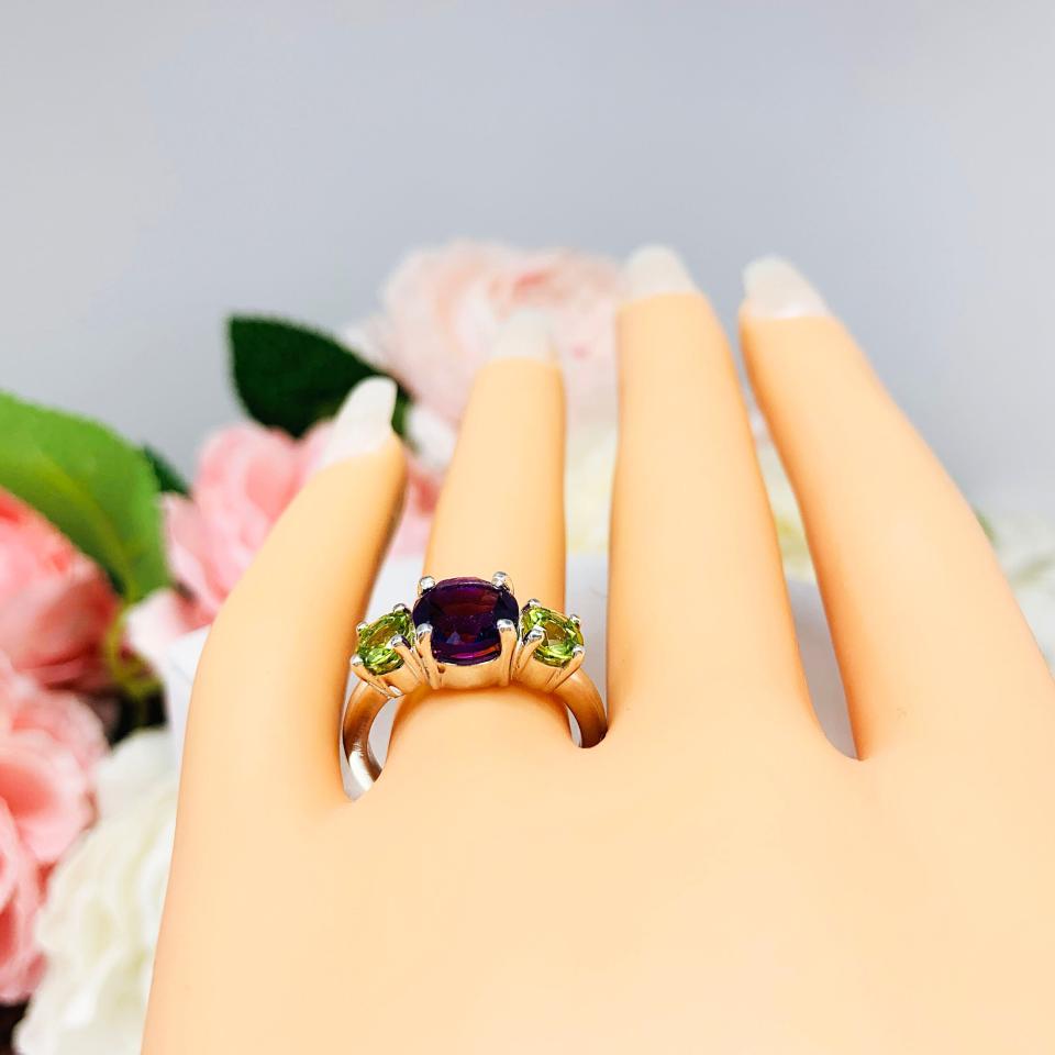 Natural African Amethyst Arizona Peridot 3 Stone Ring - Natural 8mm and 5mm round gemstones - Sterling silver setting