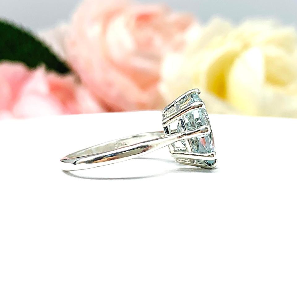 Genuine Aquamarine Oval Ring Size 4.75 - 11x9mm (2.87 cts) gemstone - Sterling silver 8 prong setting