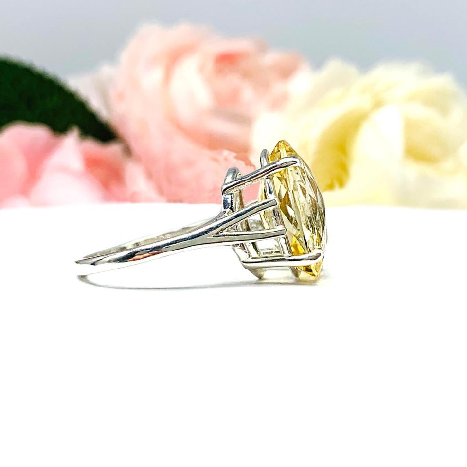 Oval Golden Citrine Ring Size 8 - Genuine 16x12mm (9 cts) Gemstone - Sterling silver statement setting