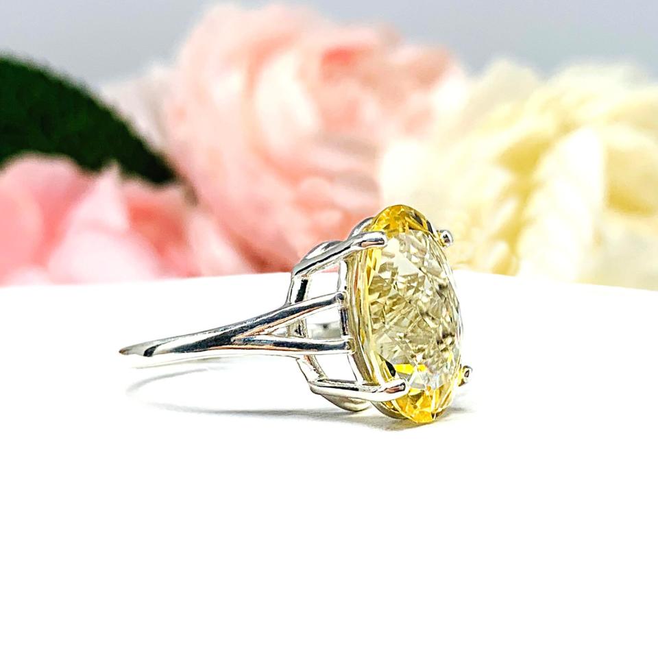 Oval Golden Citrine Ring Size 8 - Genuine 16x12mm (9 cts) Gemstone - Sterling silver statement setting