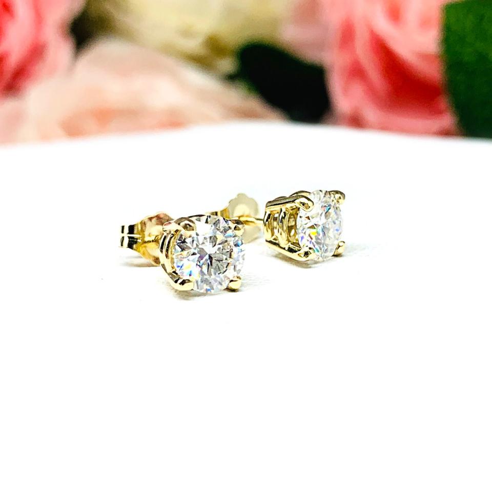 14k Gold Moissanite Stud Earrings – Round brilliant DEF VVS stones – Six size options – Solid yellow, white, or rose gold