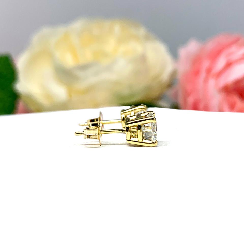 14k Gold Moissanite Stud Earrings – Round brilliant DEF VVS stones – Six size options – Solid yellow, white, or rose gold
