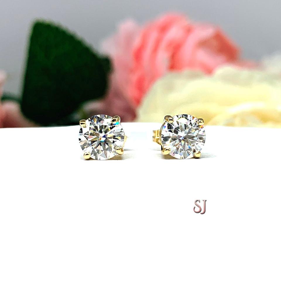 14k Gold Moissanite Stud Earrings – Round brilliant DEF VVS stones – Six size options – Solid yellow, white, or rose gold