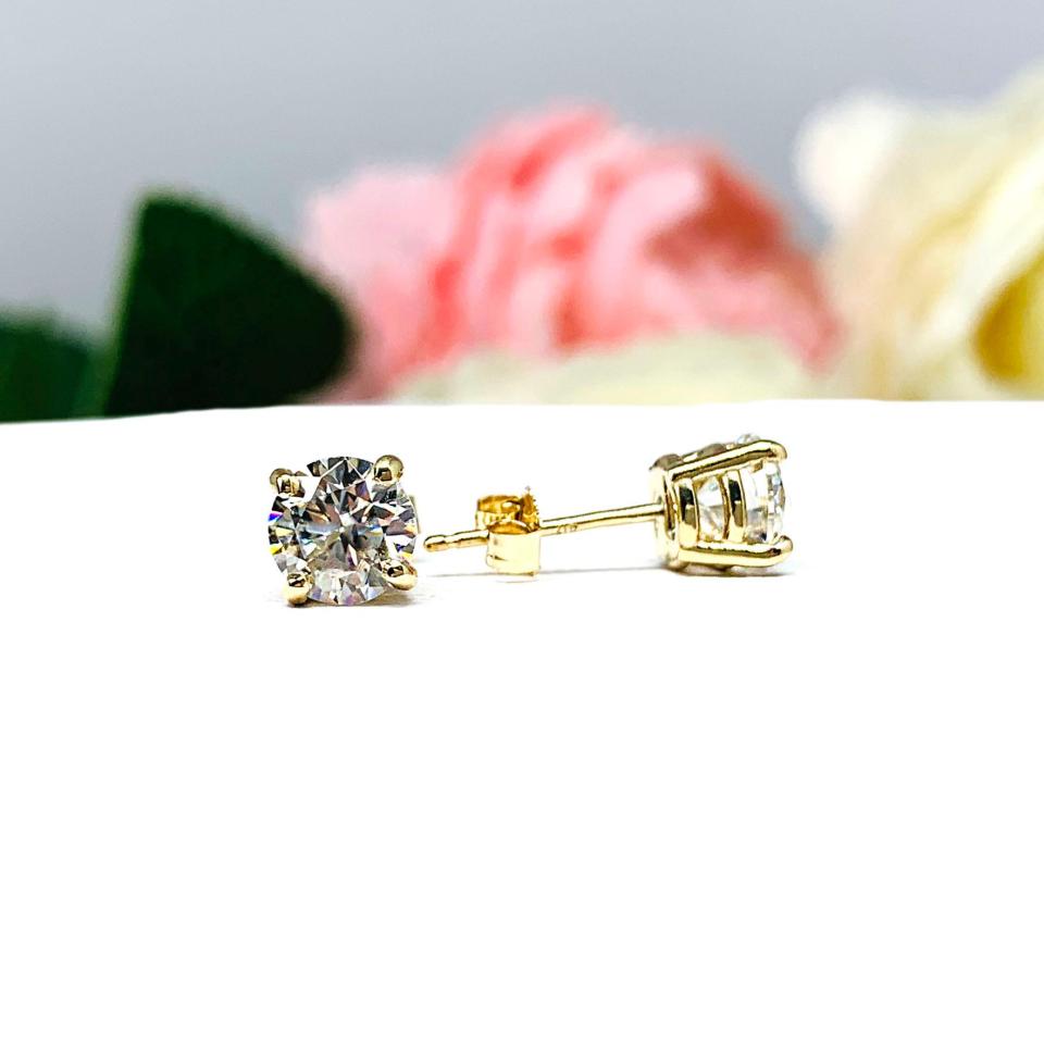 14k Yellow Gold Moissanite Stud Earrings – 6mm (1.5 cts) Round brilliant DEF VVS stones - CLEARANCE