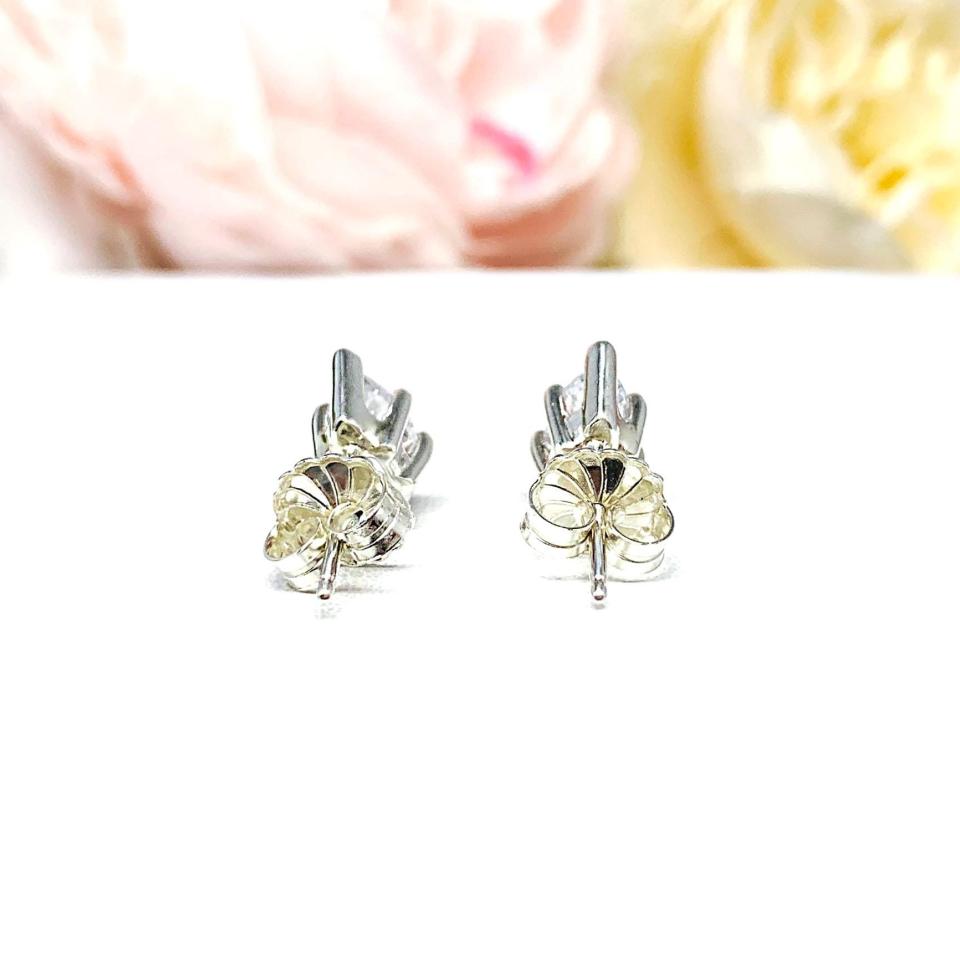 Pear Cubic Zirconia Stud Earrings – 6x4mm-10x7mm, Sterling Silver 6-Prong
