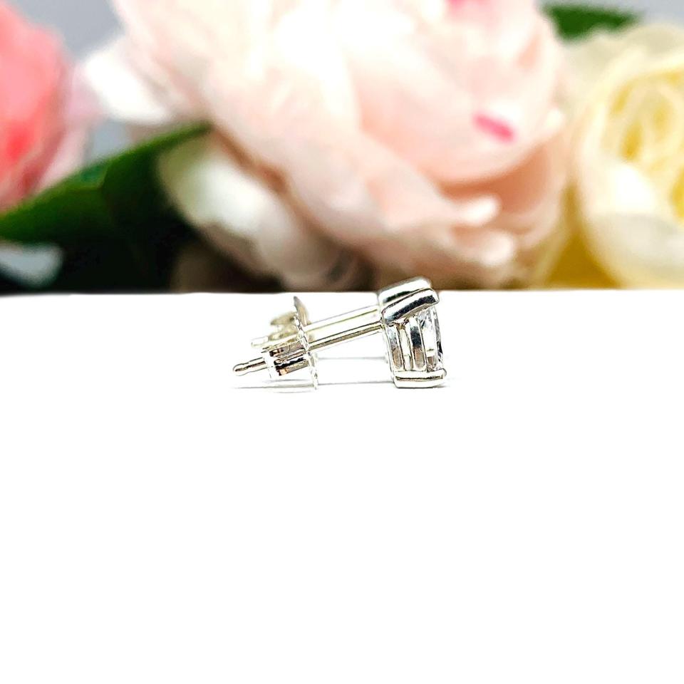 Pear Cubic Zirconia Stud Earrings – 6x4mm-9x6mm, Sterling Silver 3-Prong