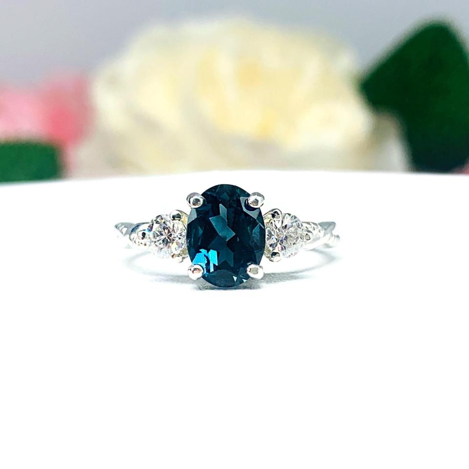 London Blue Topaz Oval Ring – 8x6mm-10x8mm, Moissanite Accents, Sterling Silver, Twist Milgrain Band