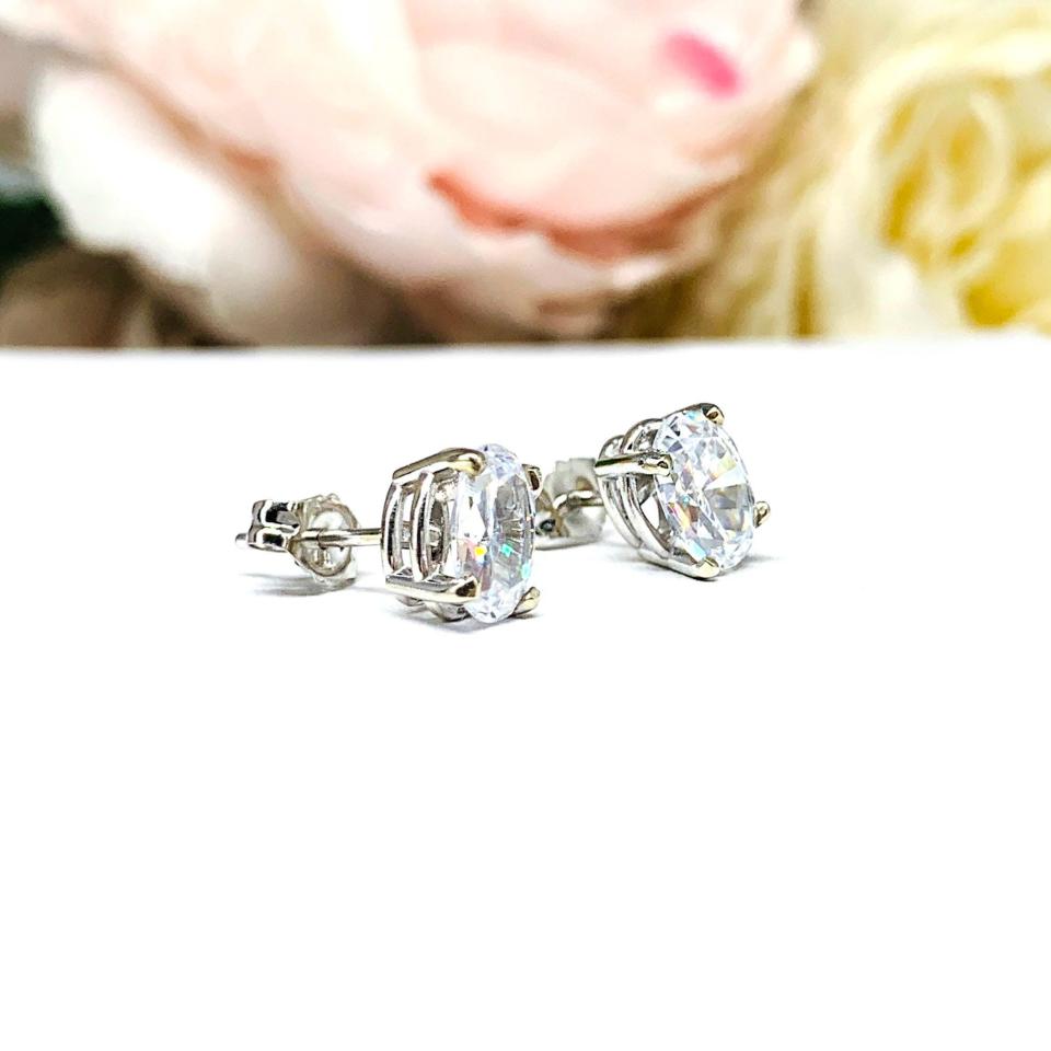 Oval Cubic Zirconia Stud Earrings – 6x4mm-8x6mm, 14k Gold