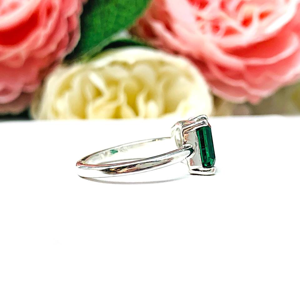 Emerald-Cut Emerald & Oval‑Cut CZ Toi Et Moi Ring • Sterling Silver