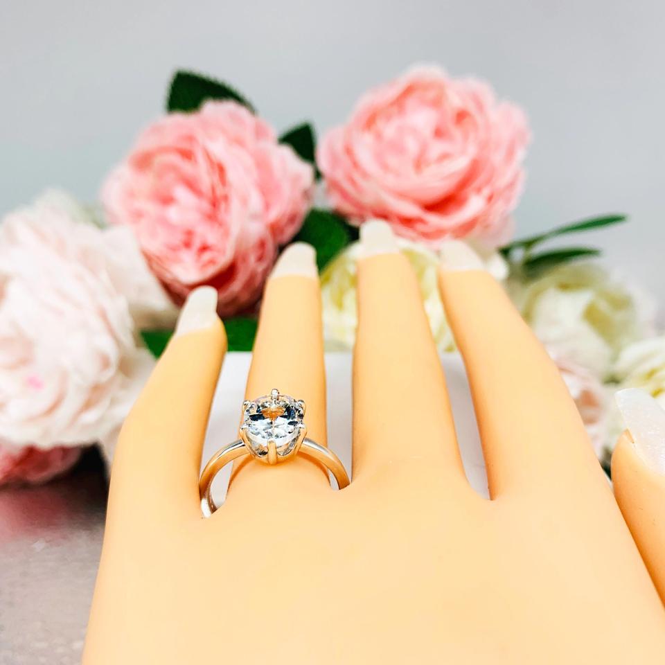 Oval-Cut Genuine Aquamarine Ring Size 8 • 10x8mm, Sterling Silver
