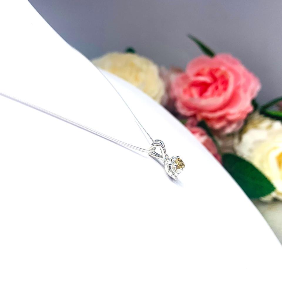 Round-Cut Citrine Rose Pendant • 4mm, Sterling Silver