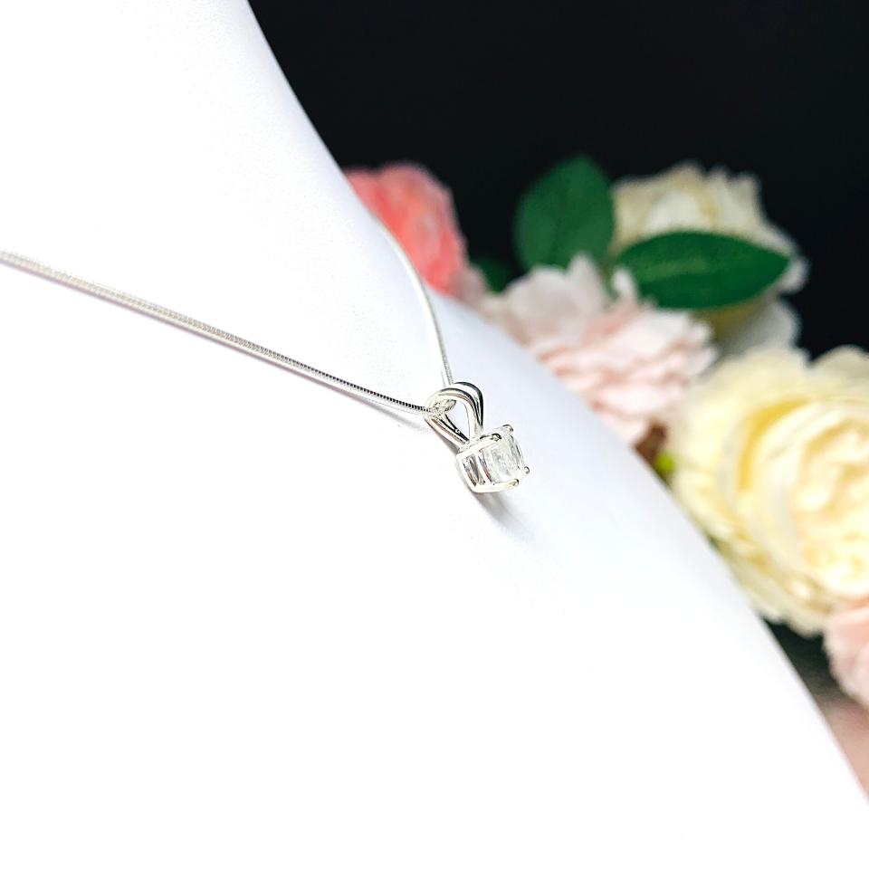 Rainbow Moonstone Round Pendant Necklace – 6mm, Sterling Silver